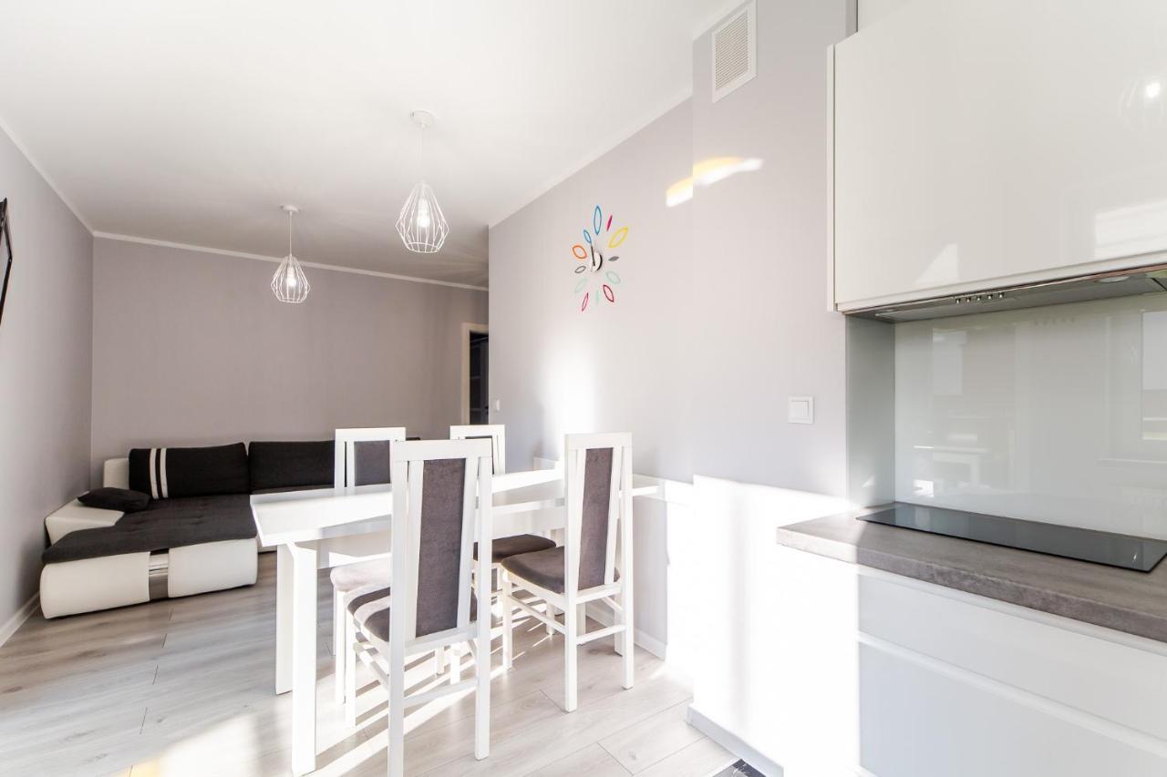 Kolorowe Balkony - Sloneczny Apartament W Miedzyzdrojach By Noclegi Renters Misdroy Exterior foto
